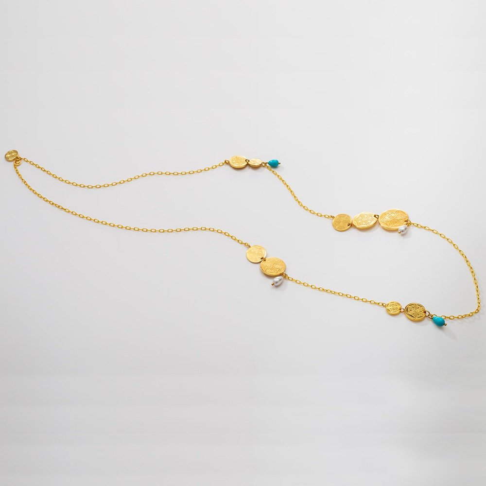 "Aphrodite's Rose" necklace with decorative pearls & turquoise