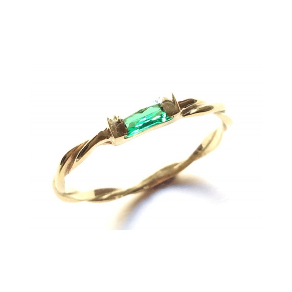 Ασημένιο δαχτυλίδι μονόπετρο με πράσινο ζιργκόν