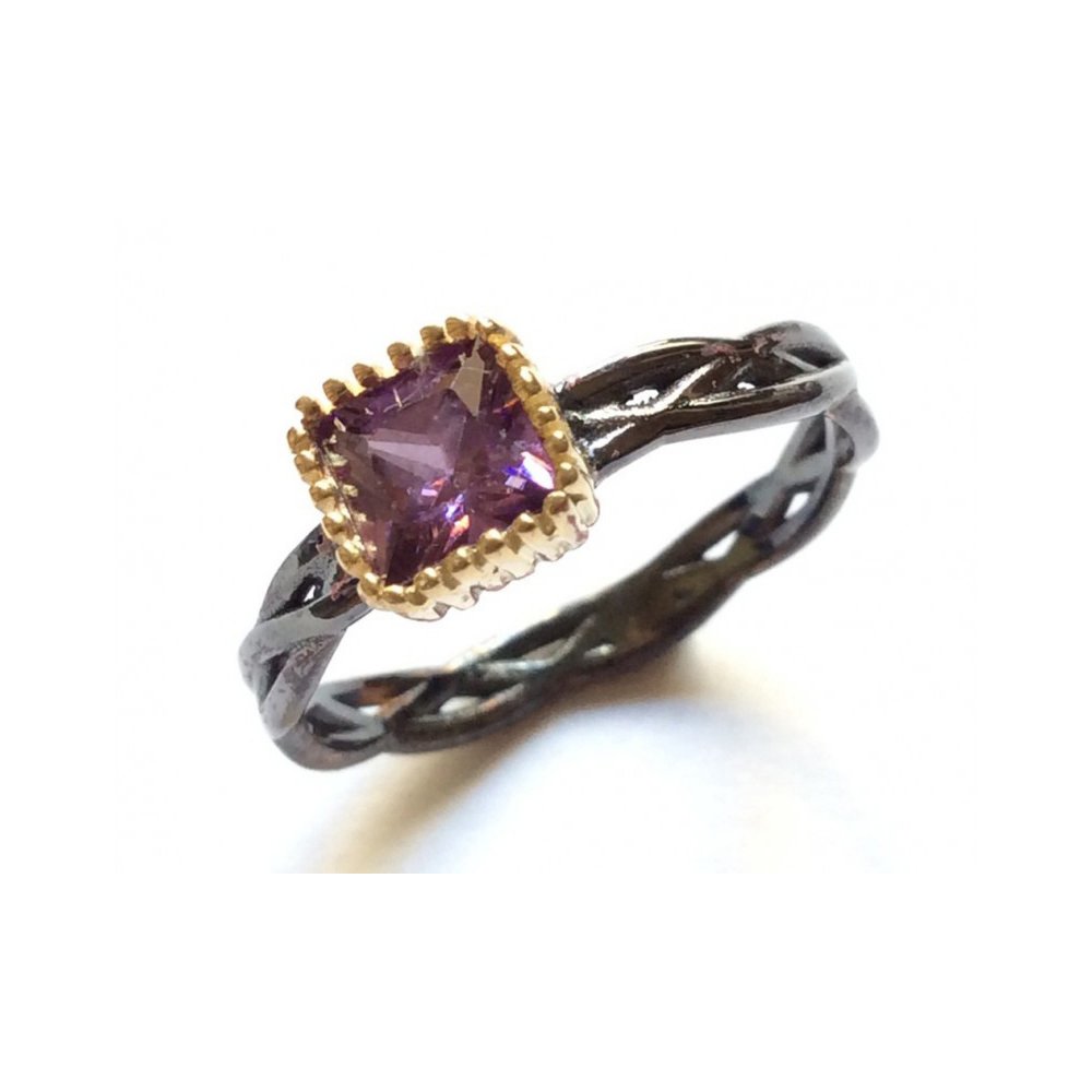 Silver single stone ring with amethyst