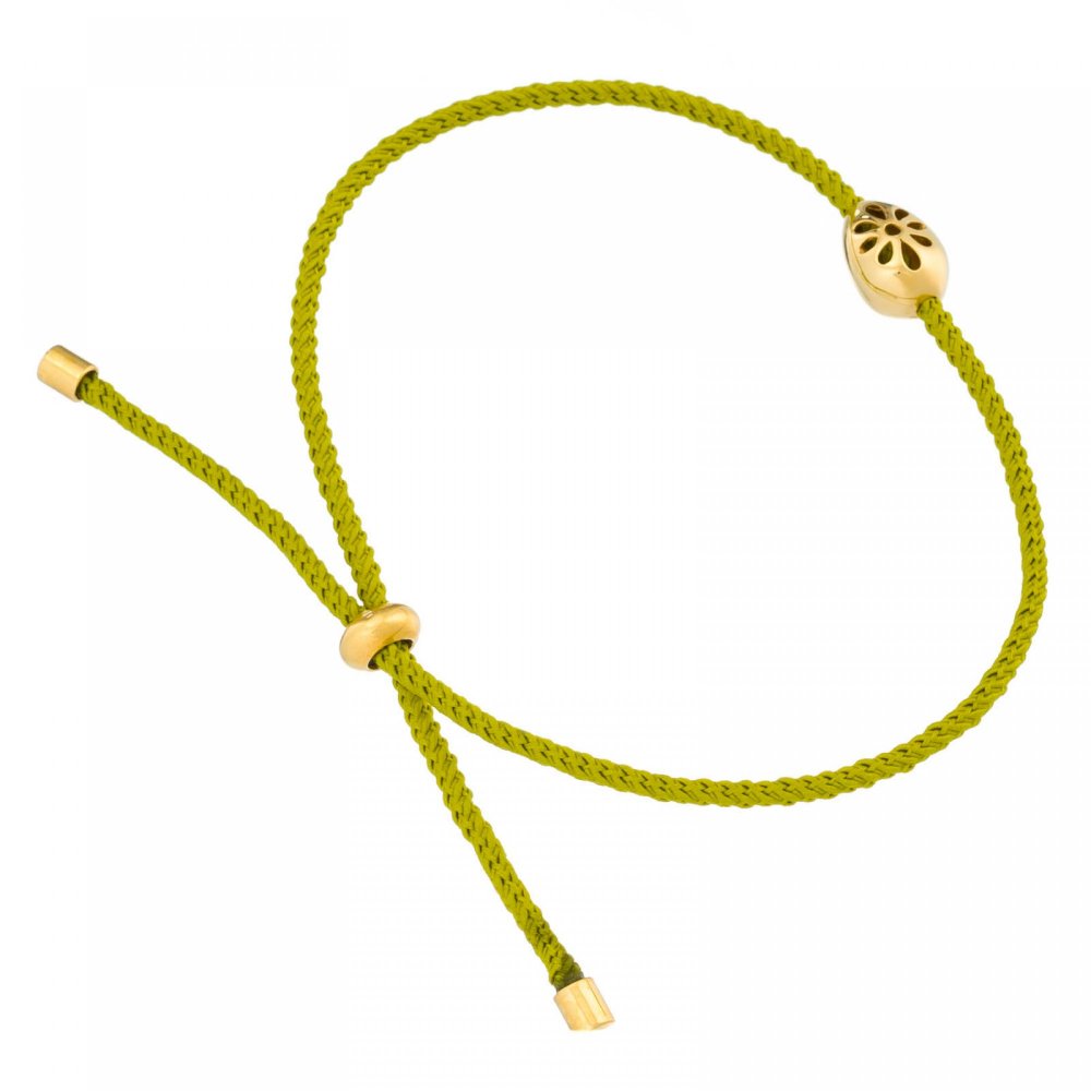 Flower bracelet with light green string