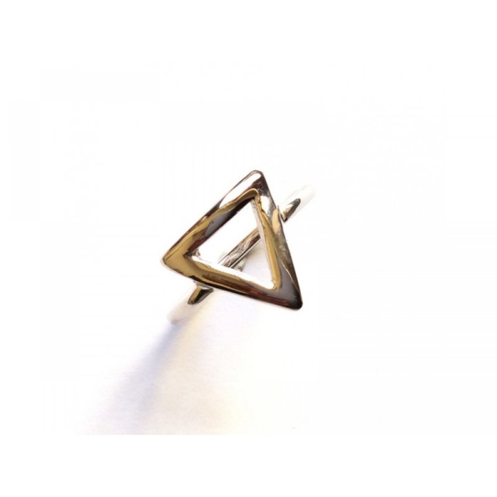 Silver ring with triangle motif