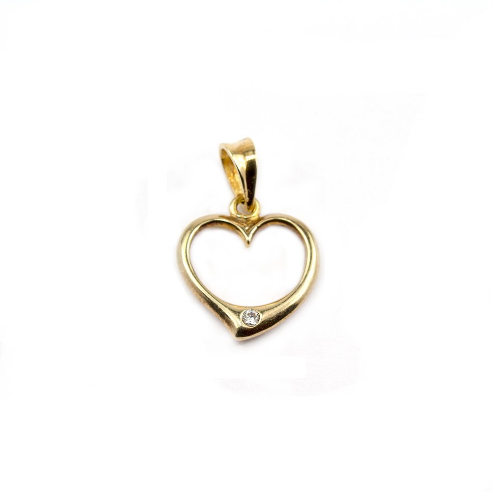 Yellow gold heart pendant