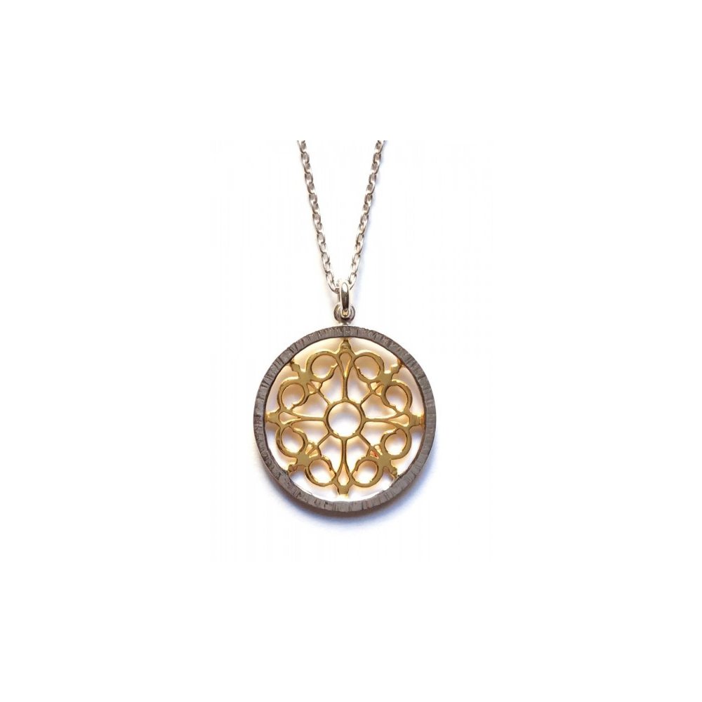 Silver necklace with two-tone round pattern