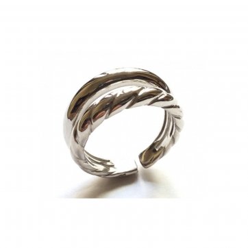 Elite Silver biver ring with twist and mirror bevel