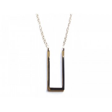 Geometry Silver necklace with a rectangle motif