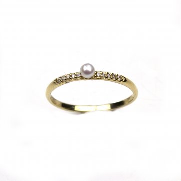 Elixir K9 gold ring with pearl and white zircons
