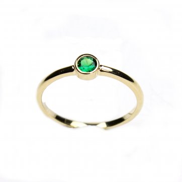 Elixir K9 gold ring with green zircon