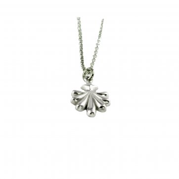 Mythos Silver Anthemium Necklace